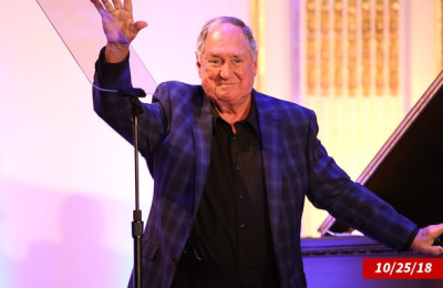 Singer-Songwriter Neil Sedaka Dead at 86